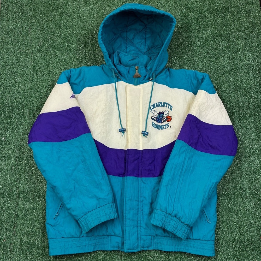 Vintage 90s NBA Charlotte‎ Hornets Emroidered Puffer Jacket